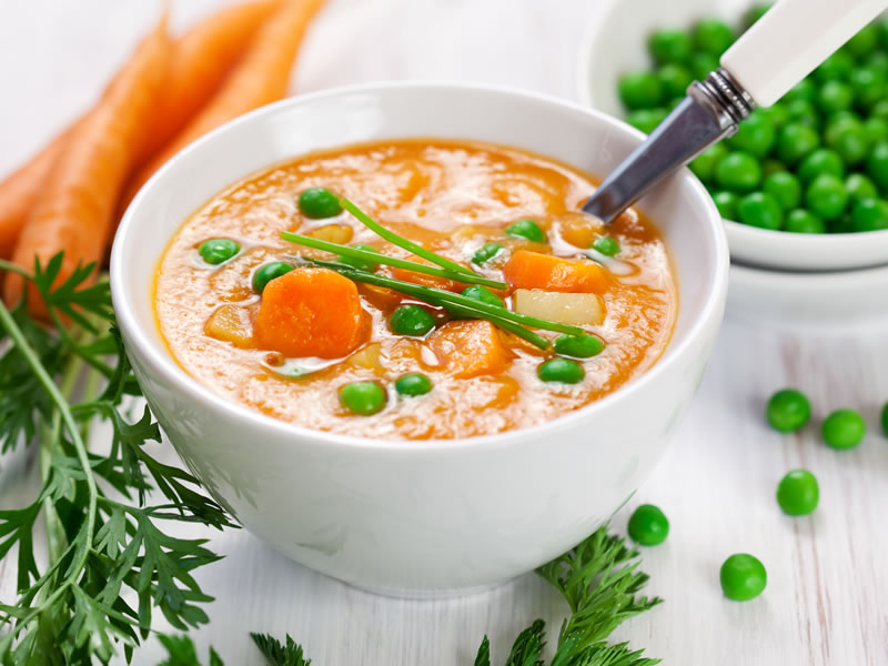 Juha od leće i naranče