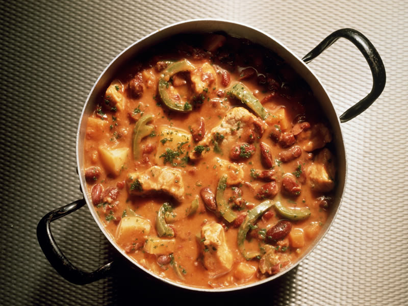 Varivo od govedine, kelja i biljnih začina