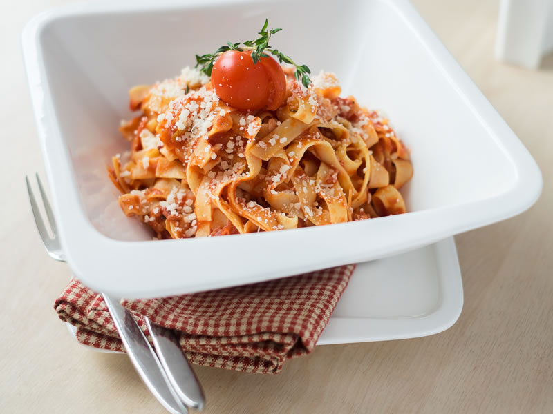 Tjestenina s tunom i rajčicom