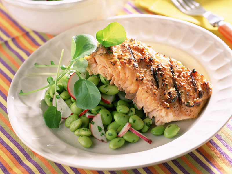 Riba sa salatom od graška