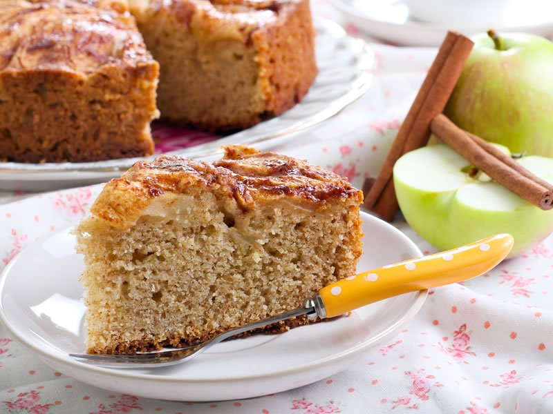 Bezglutenski kolač od jabuke