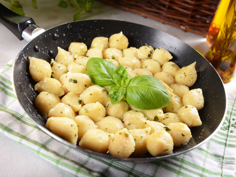 Njoki s prokulicama i bademima