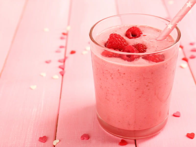 Smoothie od malina i kokosovog mlijeka