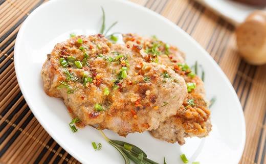 Pljeskavice od piletine i cheddara