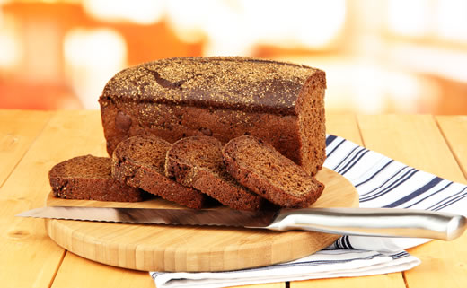 Čokoladni kruh od tikvica i datulja