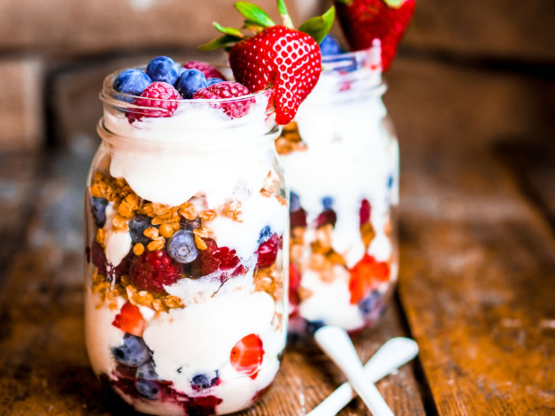 Granola od naranče i brusnica