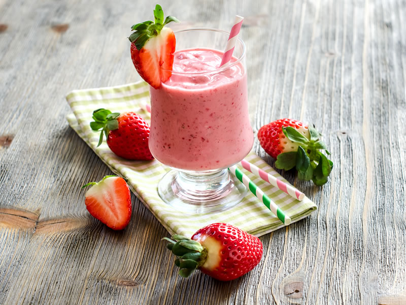 Smoothie od jagoda i cikle