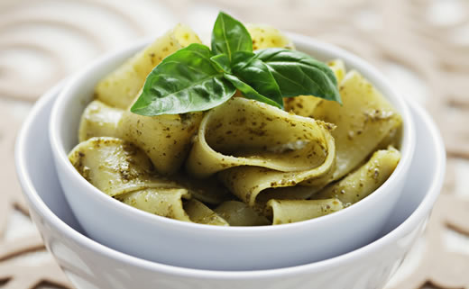 Tjestenina u umaku od kelja