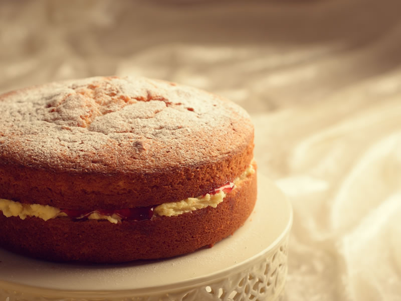 Torta sa džemom od malina