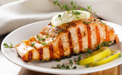 Losos sa sezamovim sjemenkama i medom