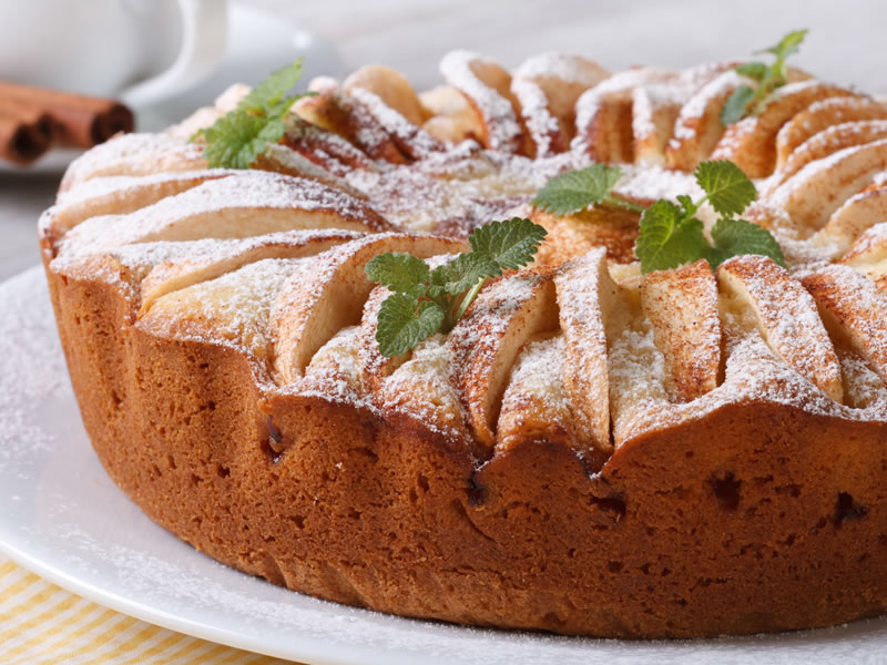 Torta od čokolade, krušaka i lješnjaka