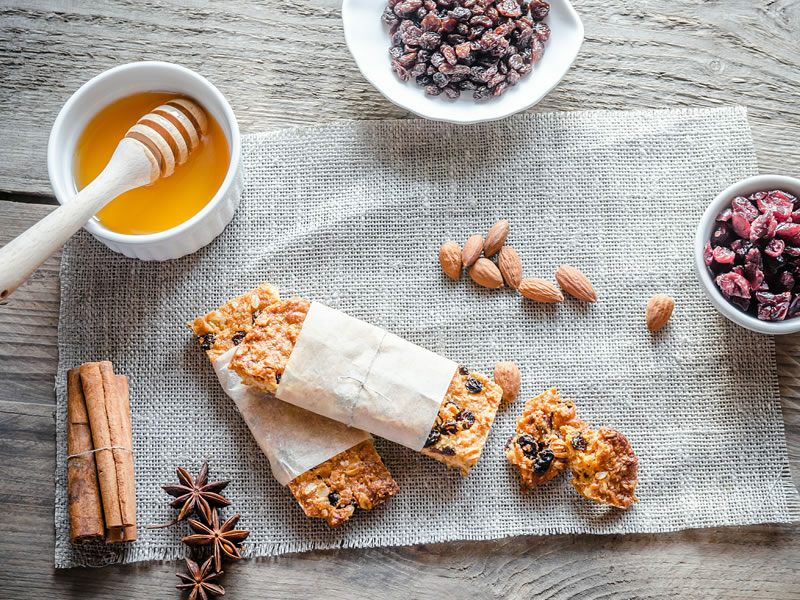 Energetske pločice od cimeta i brusnica