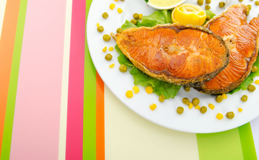 Losos s koricom od limuna i parmezana