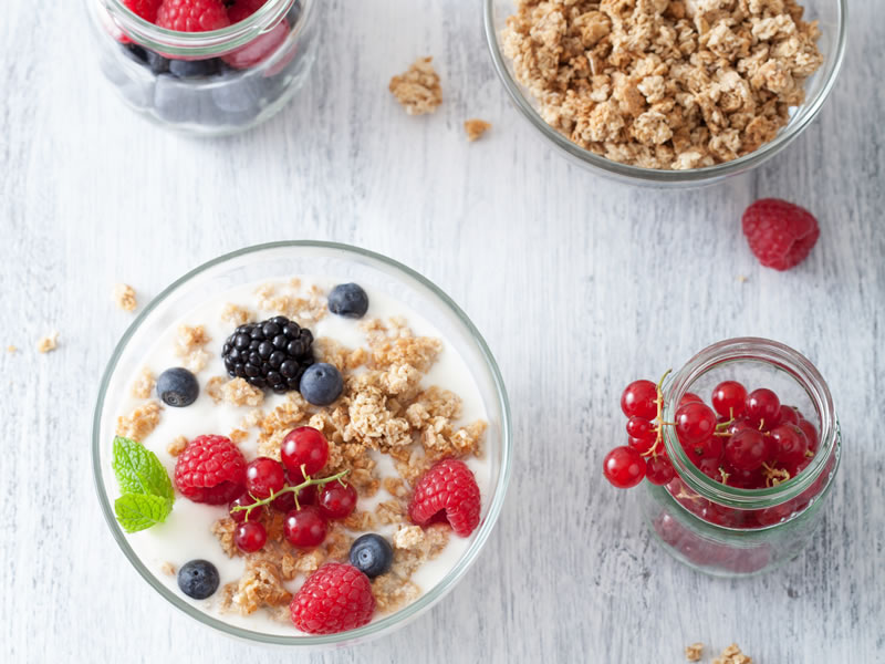 Zobene pahuljice od trešanja, badema i chia sjemenki