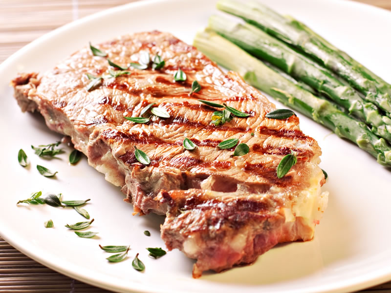 Svinjski kotleti u marinadi od limuna i ružmarina