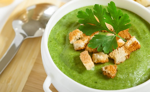 Proljetna juha od koprive