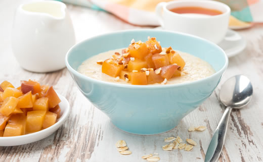 Zobene pahuljice s mangom i chia sjemenkama