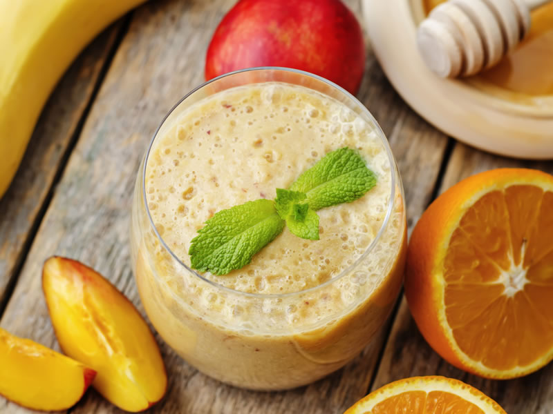 Smoothie od naranče i kurkume