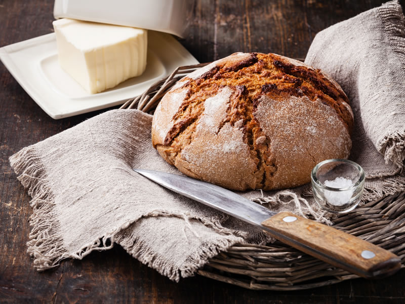 Bezglutenski kruh s rajčicama