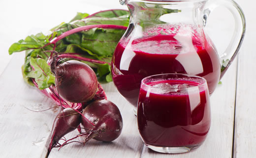 Sok od cikle i ananasa