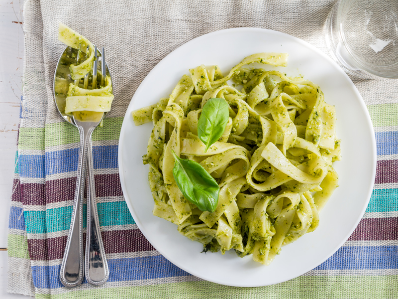Tjestenina s ružmarinom, češnjakom i limunom