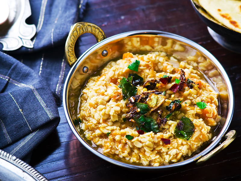 Riža na mlijeku sa crvenim narančama