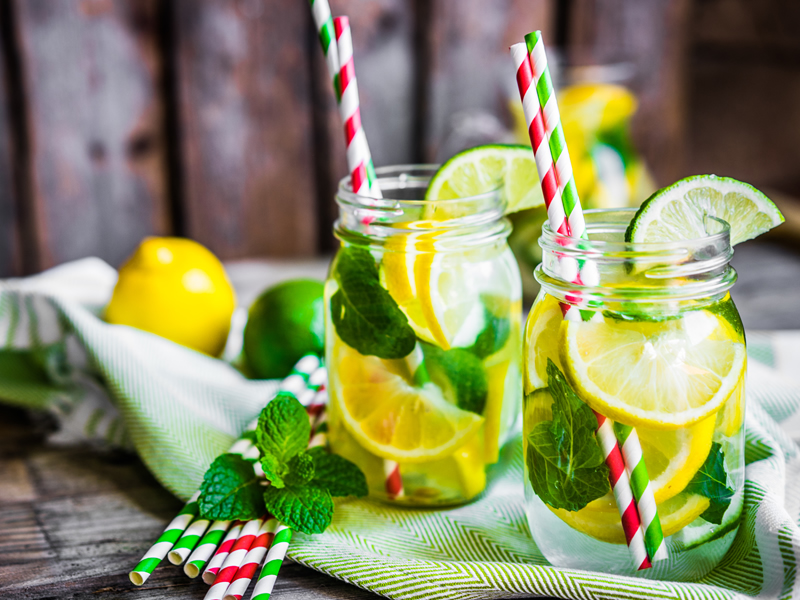 Voda s krastavcima i mentom