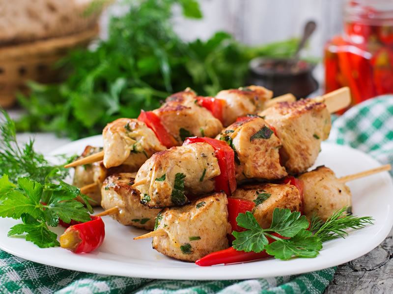 Šareni ljetni ražnjići