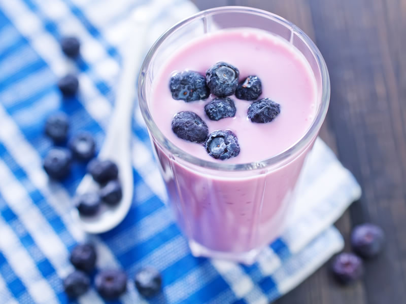 Smoothie od borovnica, naranče i jogurta