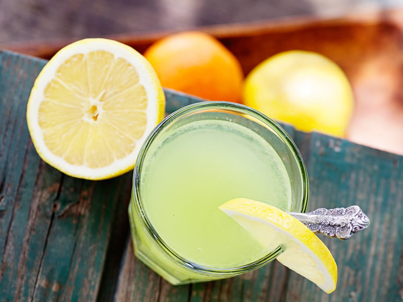 Napitak od kurkume i limuna