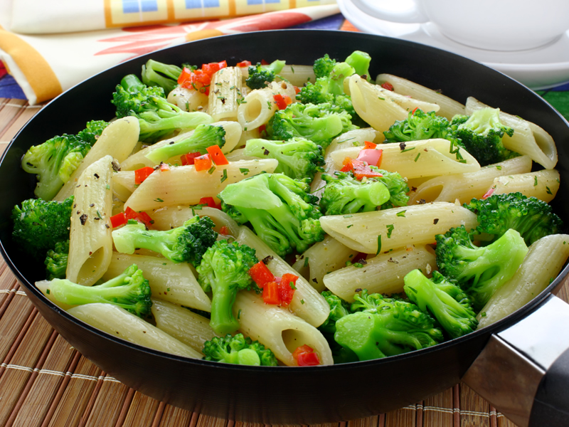 Ukusna tjestenina s brokulom i češnjakom