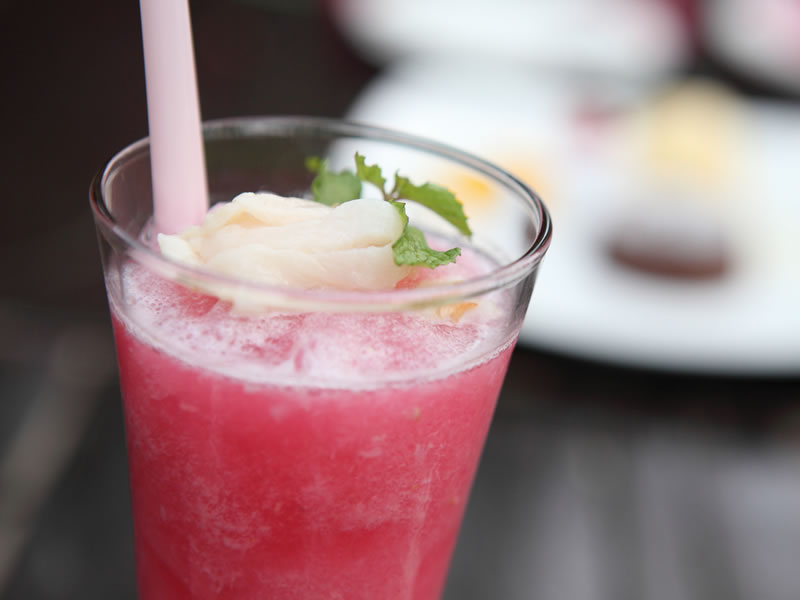 Smoothie od trešanja i jogurta