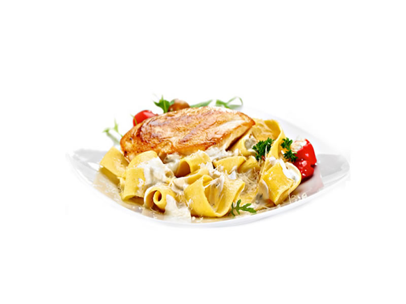 Pileći file s fettuccinima u umaku "Alfredo"