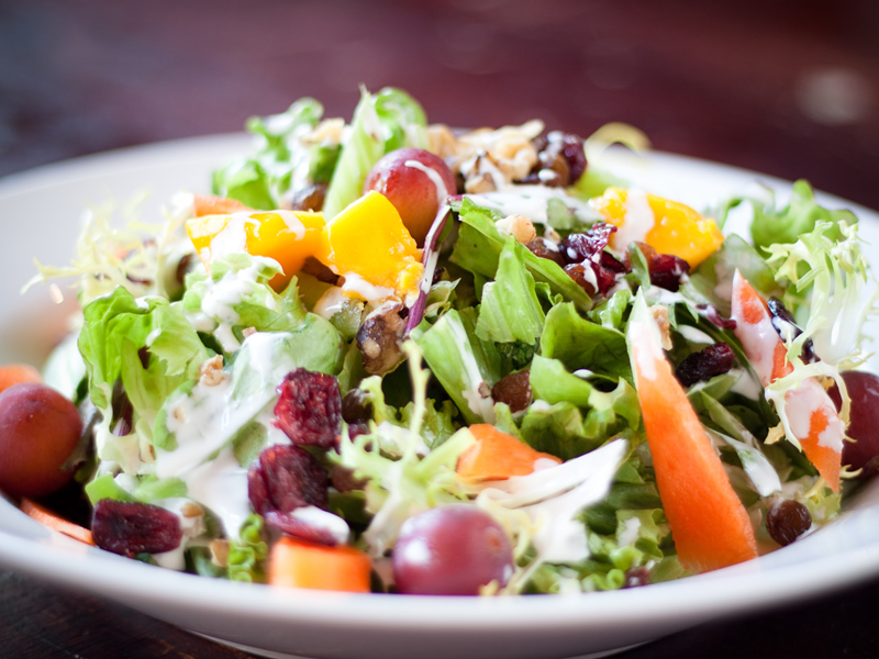 Salata od kelja i jabuke