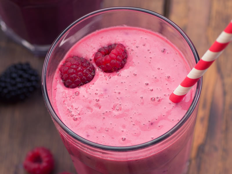 Smoothie od borovnica, jagoda i malina