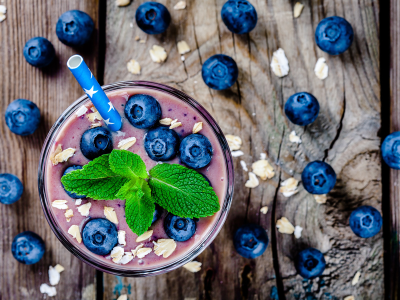 Smoothie od cimeta i borovnica