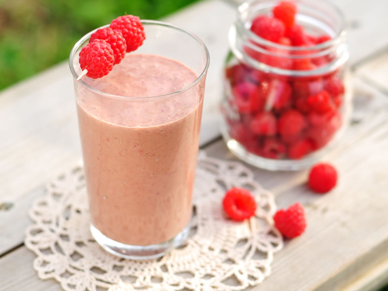 Smoothie od naranče i maline