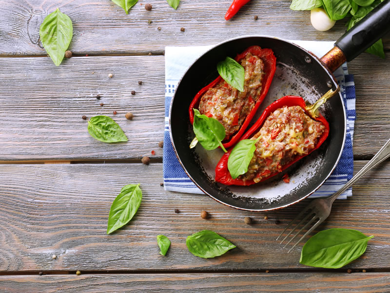 Punjene crvene paprike