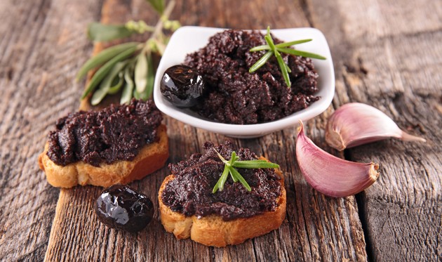 Tapenada od crnih maslina