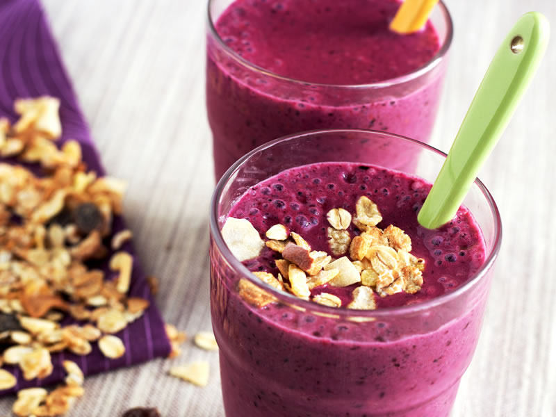 Smoothie od banana i bobičastog voća