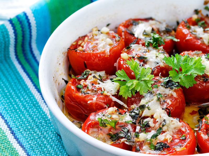 Pečene rajčice s pestom