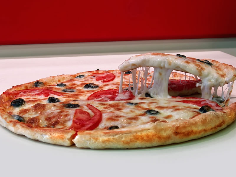 Pizza sa špinatom i gorgonzolom