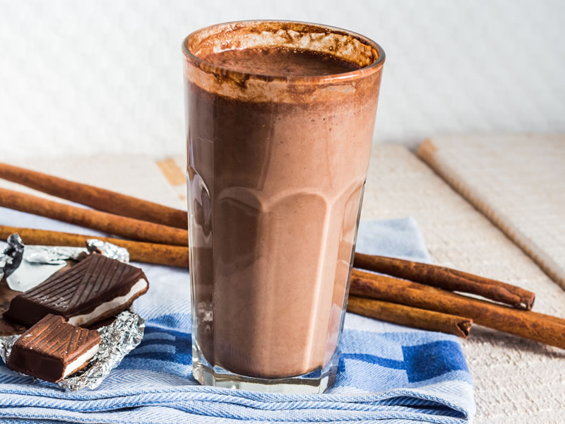 Smoothie od višanja i kakaa