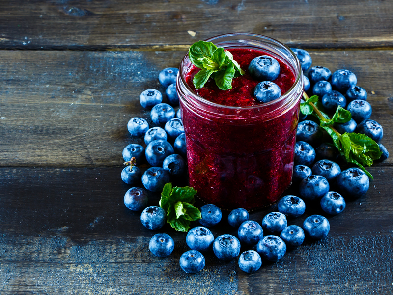 Smoothie od zelenog čaja, borovnica i banane