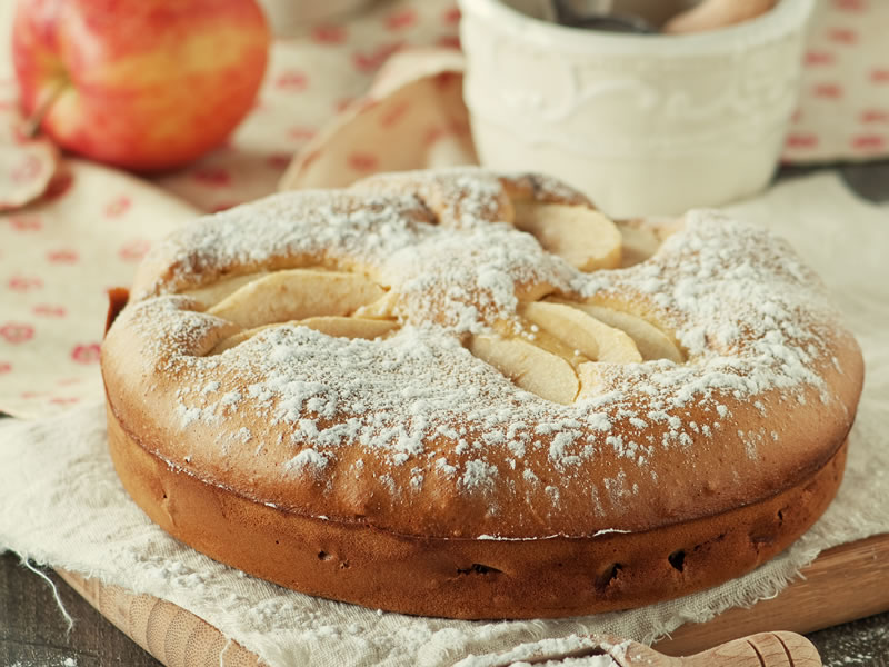 Pita od badema i jabuka