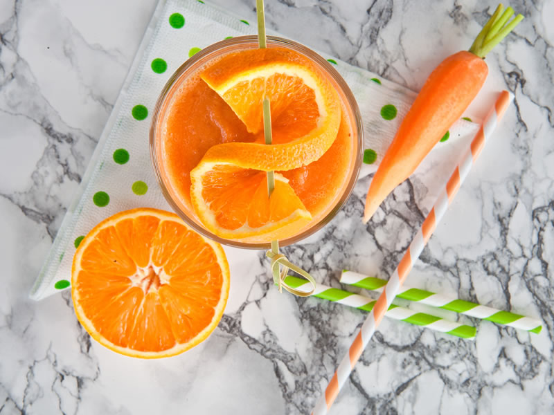 Smoothie od koprive, jabuke i mrkve