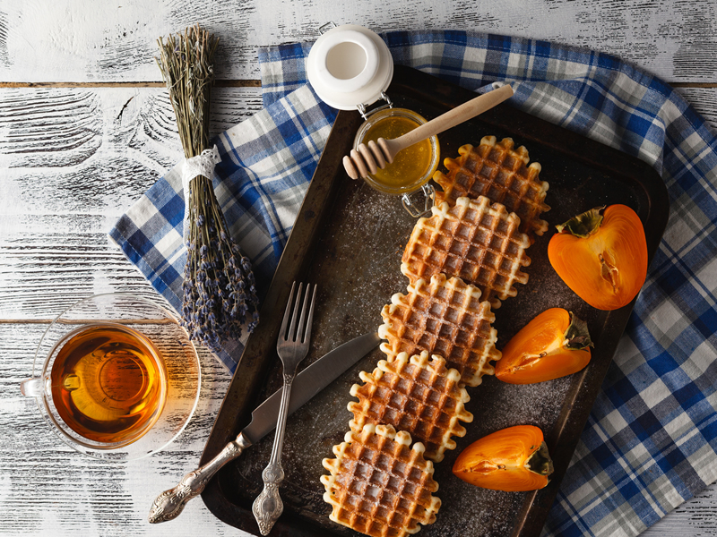 Topli vafli s voćem