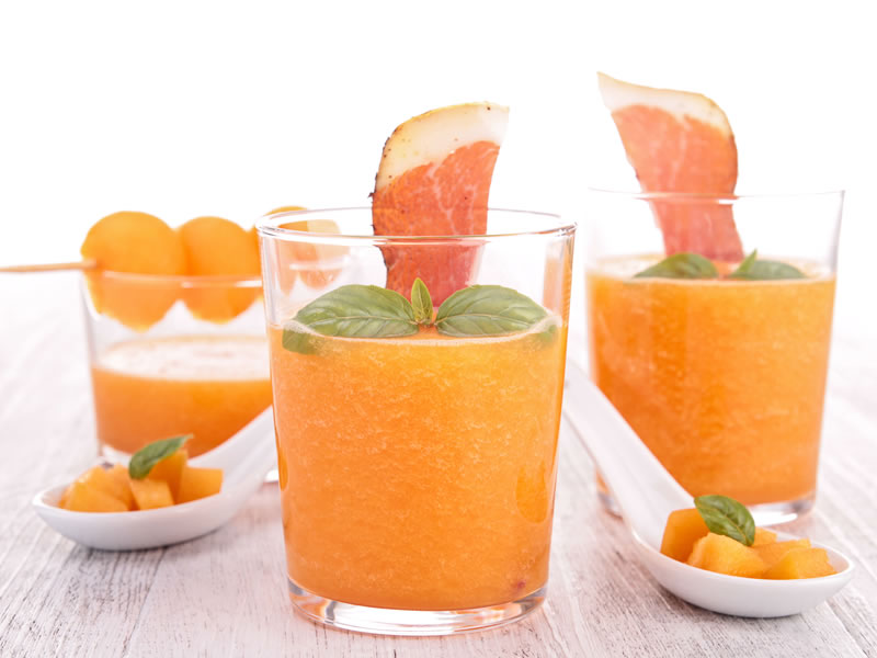 Smoothie od naranče, manga i cimeta za jačanje imuniteta