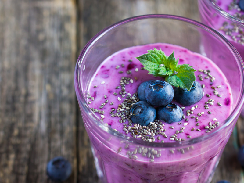 Smoothie od borovnica, kruške i chia sjemenki