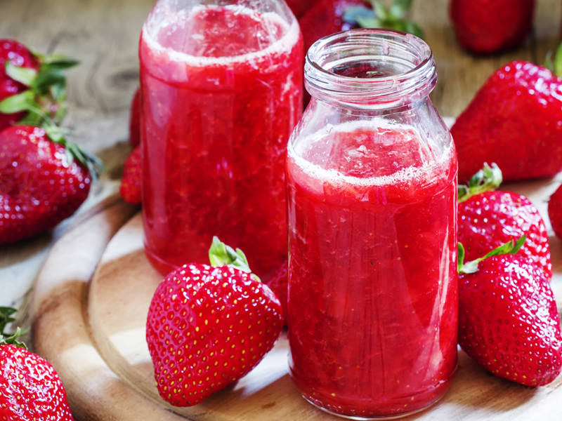 Smoothie od jabuka i jagoda za ubrzanje metabolizma